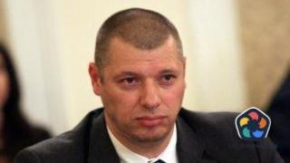 Тест за ГЕРБ: Парламентът ще гласува уволнението на шефа на антикорупционната комисия
