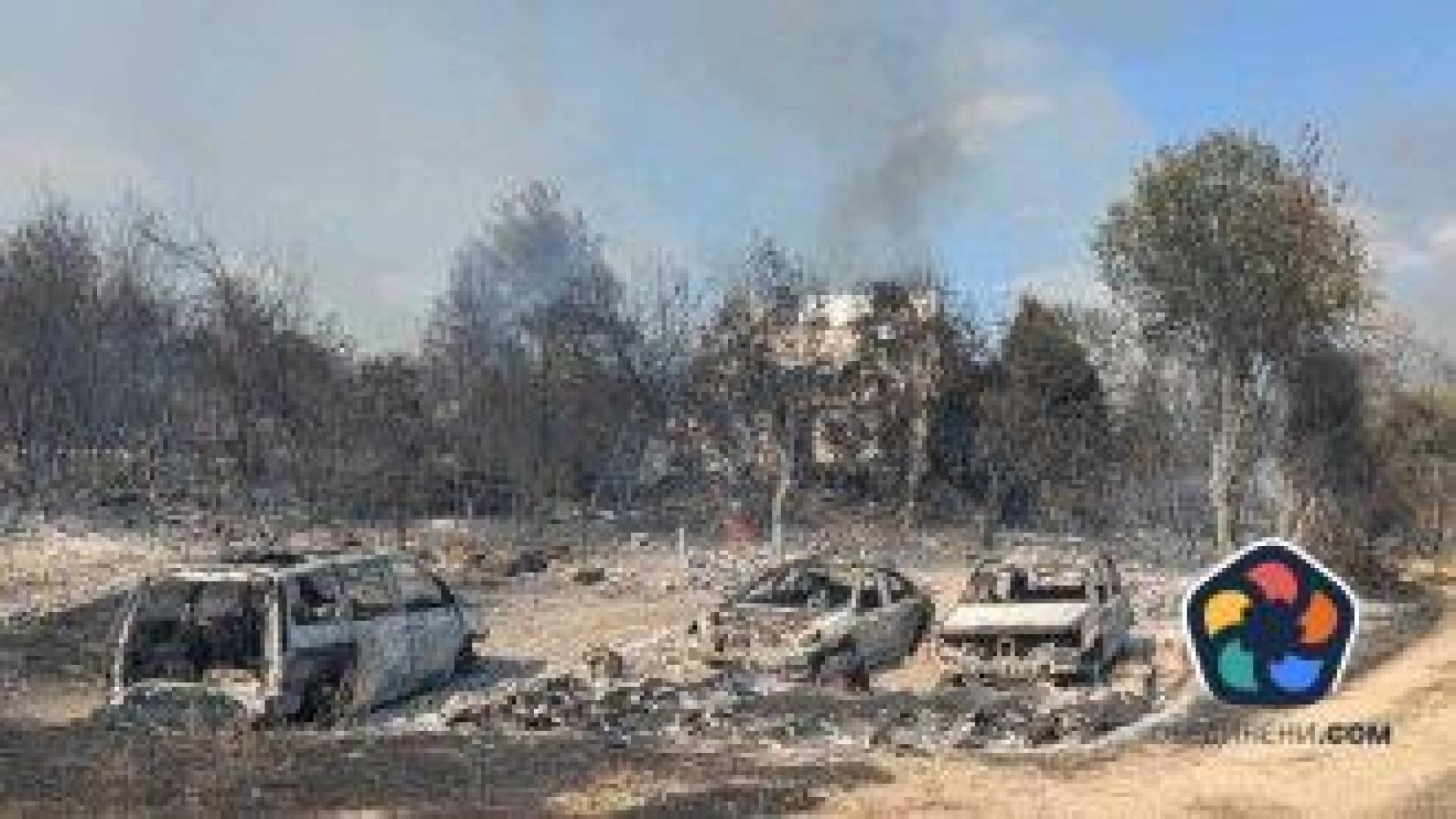 Вертолети гасят вилнеещи пожари в села край Брезово и Хисаря