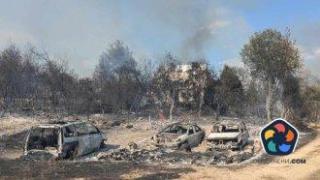 Вертолети гасят вилнеещи пожари в села край Брезово и Хисаря