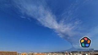 Летището в Катания поднови полетите, които бяха спрени заради изригването на Етна