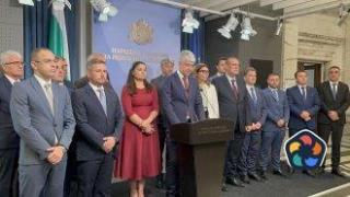 Депутатите на Доган питат прокуратурата дали ще обвини Пеевски за КТБ