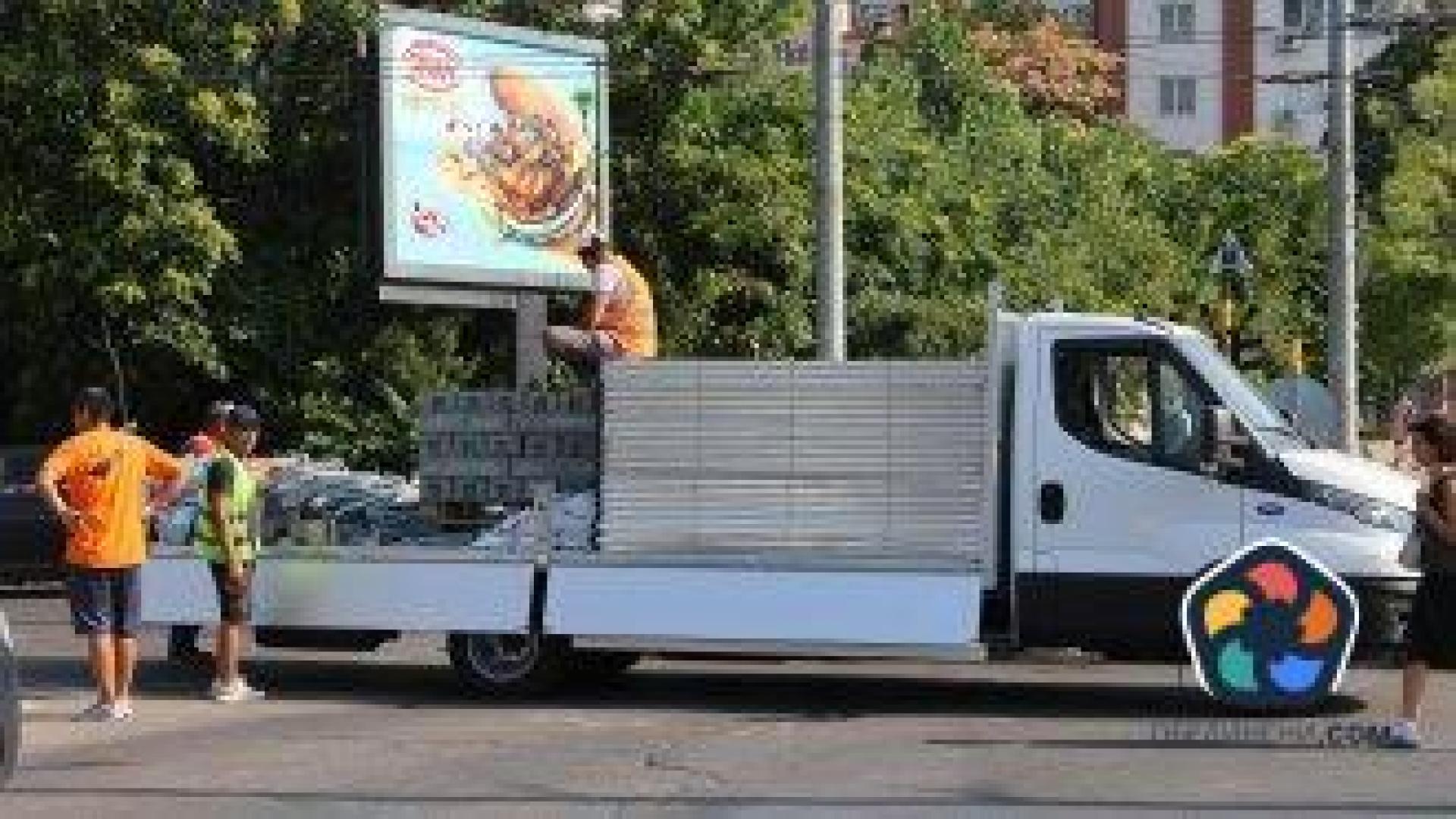 Ремонтът на софийската ул. "Опълченска" продължава, недоволството също