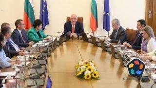 Премиерът освободи петима заместник-министри