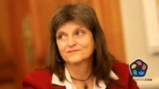 Радев смяна Соня Момчилова с Къдринка Къдринова в СЕМ