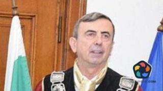 Почина ректорът на Русенския университет проф. Пламен Кангалов
