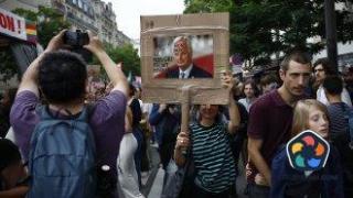 Хиляди излязоха на протест във Франция след назначаването на Мишел Барние за премиер