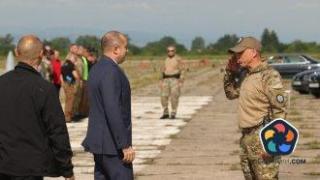 Повишение: Радев удостои шефа на НСО с пагони на "генерал-майор"