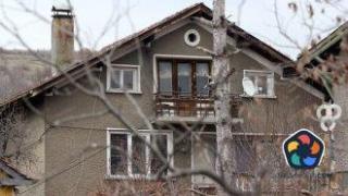 Прокуратурата е осъдена да плати 75 хил. лв. обезщетение заради шесторно убийство