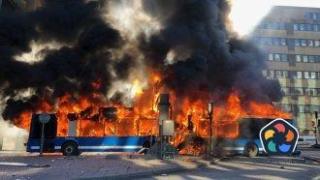 Автобус с над 40 деца се запали в Румъния на път за училище