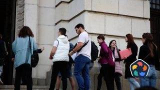 По-високи стипендии за студентите, които ходят на практики
