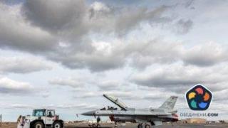 Румъния гледа към F-35, докато България очаква първите си F-16