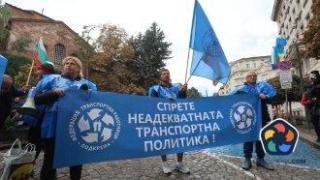 Намериха се пари за бонуси за работещите в транспорта на София