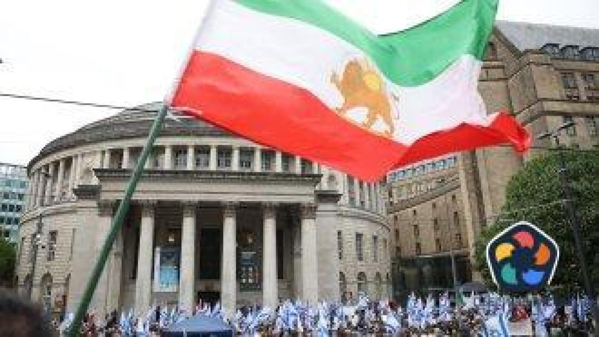 Ирански рапър е осъден на 10 години затвор "за разврат и неморални действия"