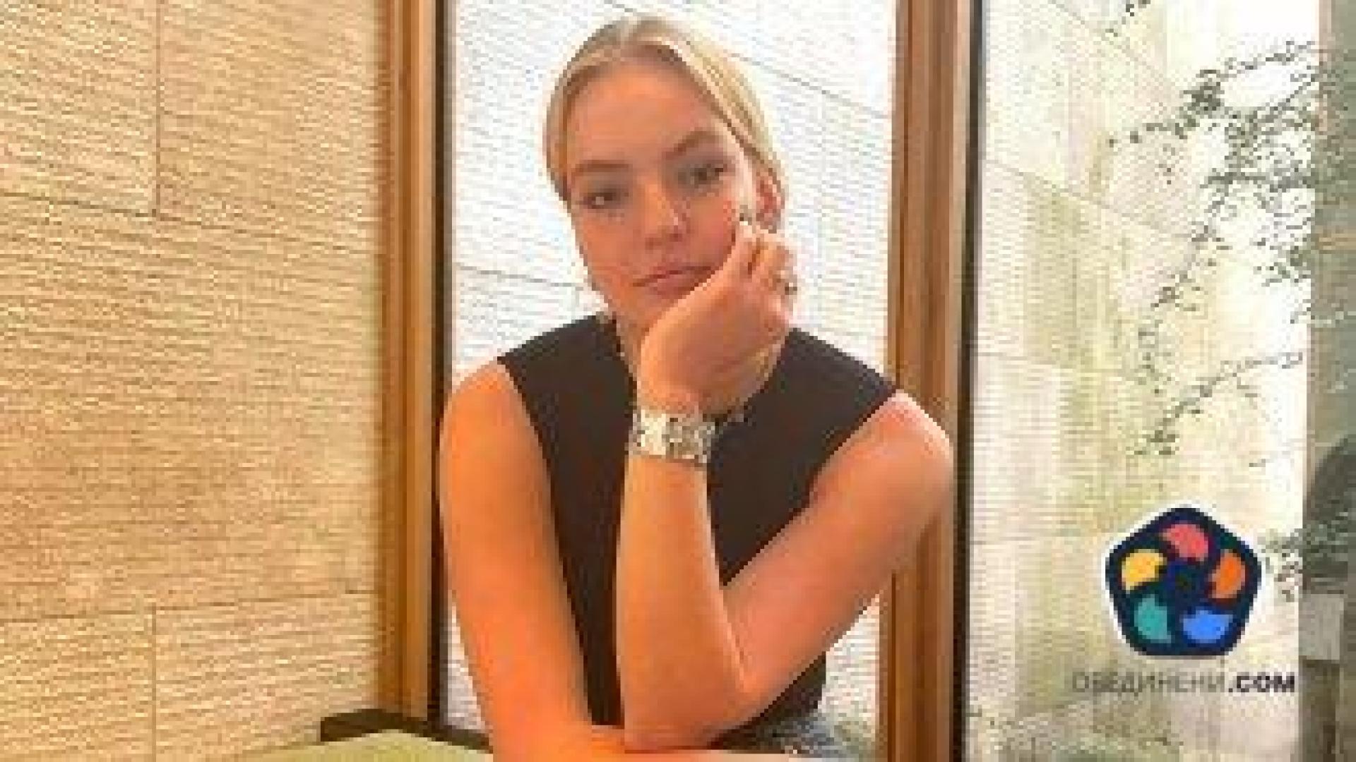 Дъщерята на Навални получи работа в предизборния щаб на Камала Харис
