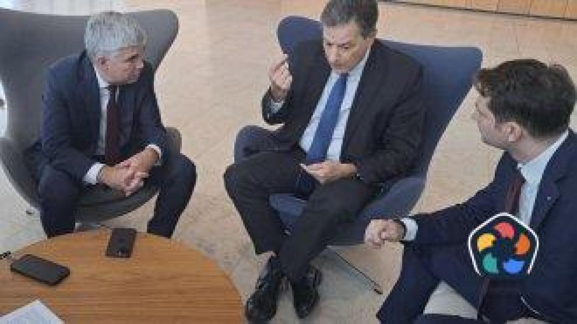България иска от ЕК мерки срещу поскъпване на тока заради дефицита в Украйна