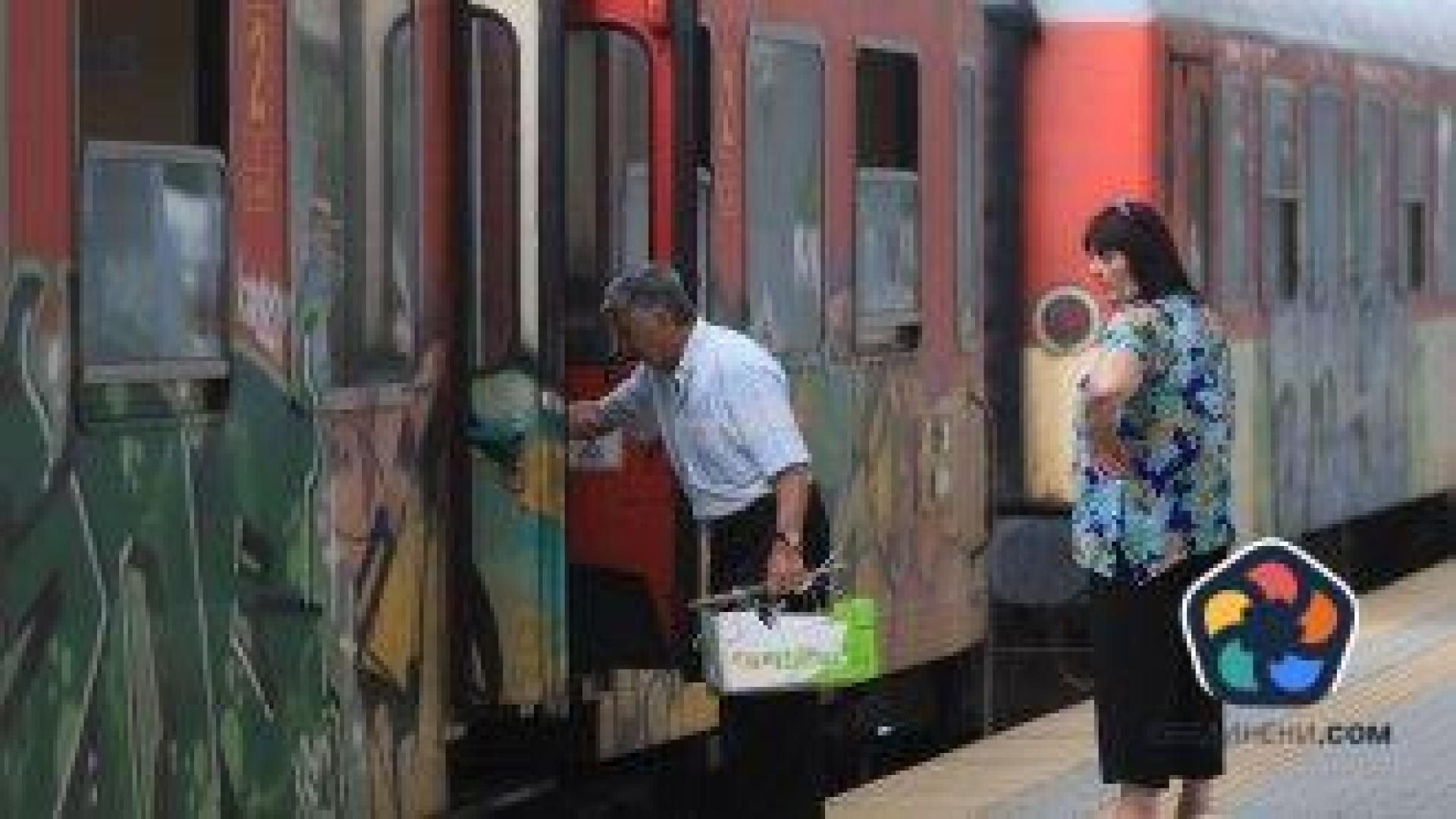 Масово недоволство срещу закриването на жп линии в Северна България