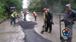 АПИ пусна нова схема за пътни ремонти за 2.25 млрд. лв. дни преди вота