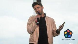 7 души са с обвинения заради заплахи и тормоз срещу артистичния директор на Олимпийските игри в Париж Тома Жоли