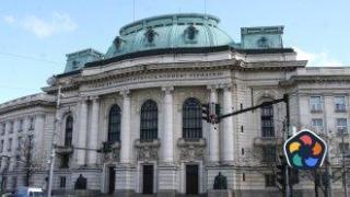 Средният облагаем доход на висшистите продължава да расте