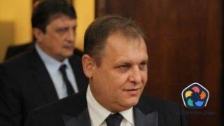 Съдиите от ВАС подкрепиха Чолаков да остане техен шеф в разрез с Конституцията