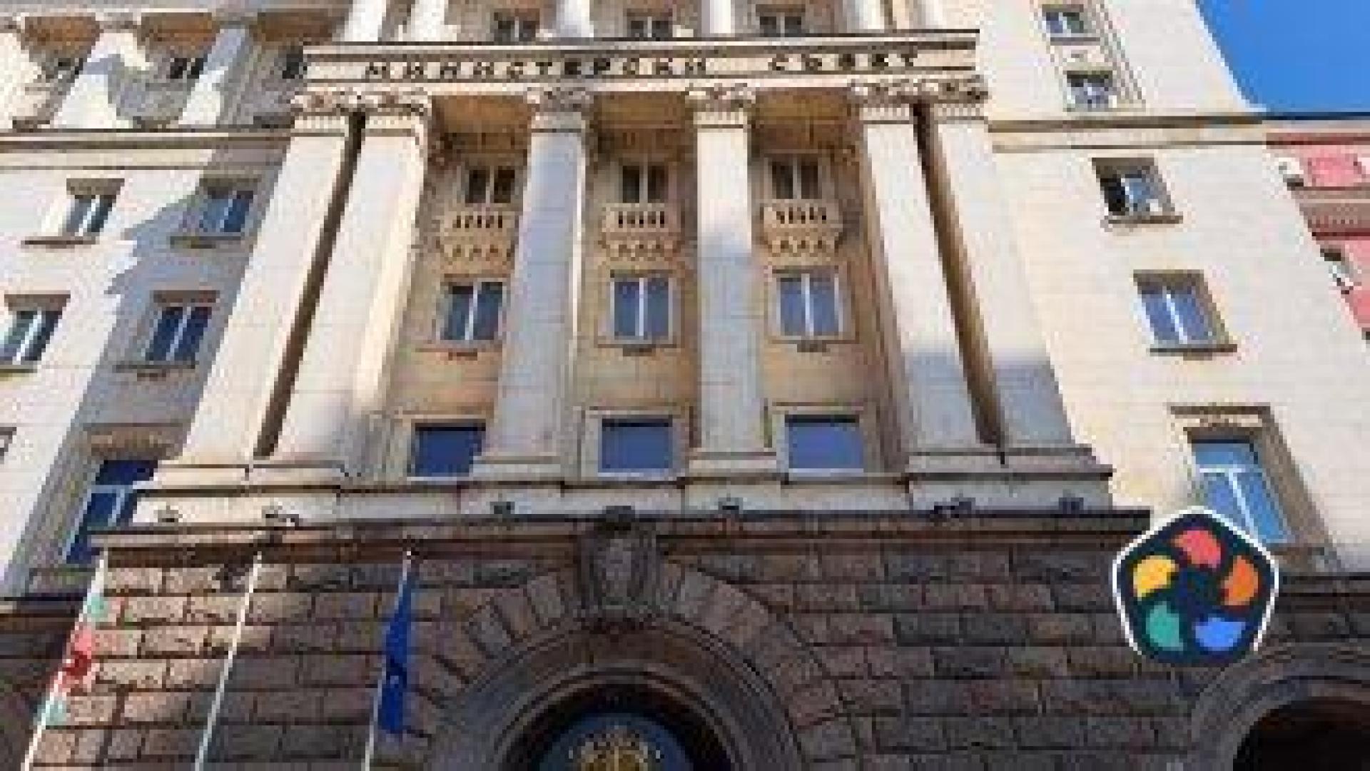 Служебното правителство си писа "6" за подготовката на изборите