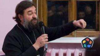Руската православна църква разясни защо сред артистите има гейове, а сред трактористите - не