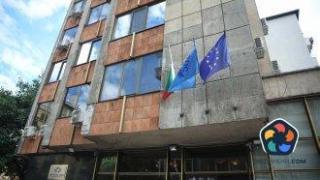 След новия офис на Пеевски: Доганистите очакват опит да им вземат централата на ДПС