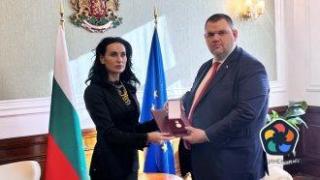 Пеевски получи медал от Украйна