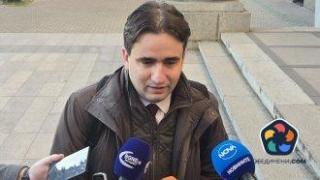 Божидар Божанов: Защо ГЕРБ не развърже избора на шеф на НС от този на премиер