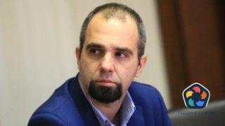 Политологът Първан Симеонов "мечтае" за социологическа агенция "Мяра"