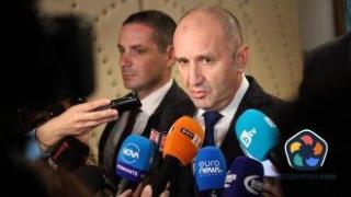 Радев: Пеевски е заплаха за конституцията, а не изключването му от консултациите