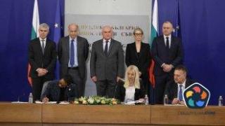 Пари от САЩ за малки модулни реактори, модерна железница и киберсигурност