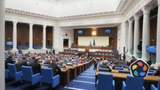 Пеевски няма гарантирани ръководни места в комисиите, депутатите ще се тестват за наркотици