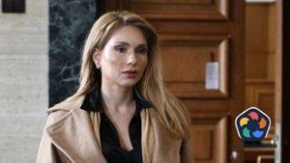 "Девойката" от хазартния скандал: Божков ми предлагаше по 10 000 лв. на ден