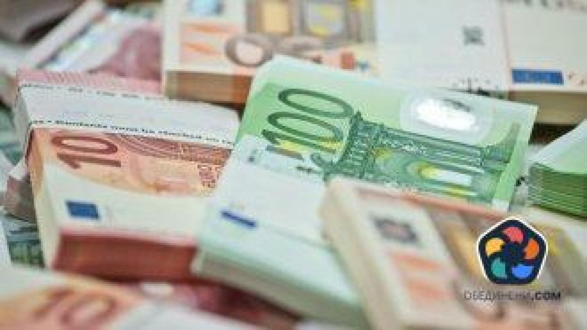 Политическата криза сложи във фризера и милиардите от Европа