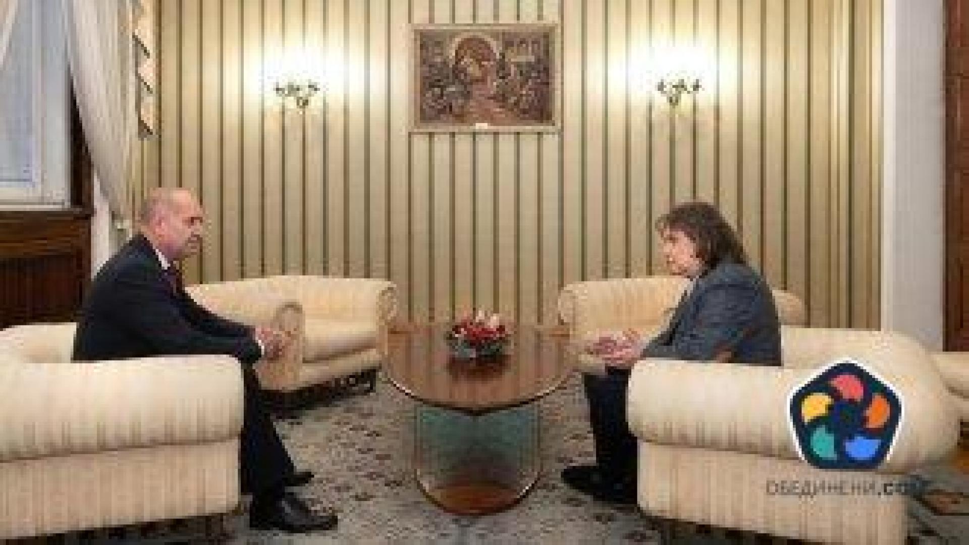 "Маркет линкс": Киселова е втора по рейтинг след Радев