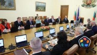Правителството няма как да внесе удължителен закон без депутатите да отхвърлят бюджета
