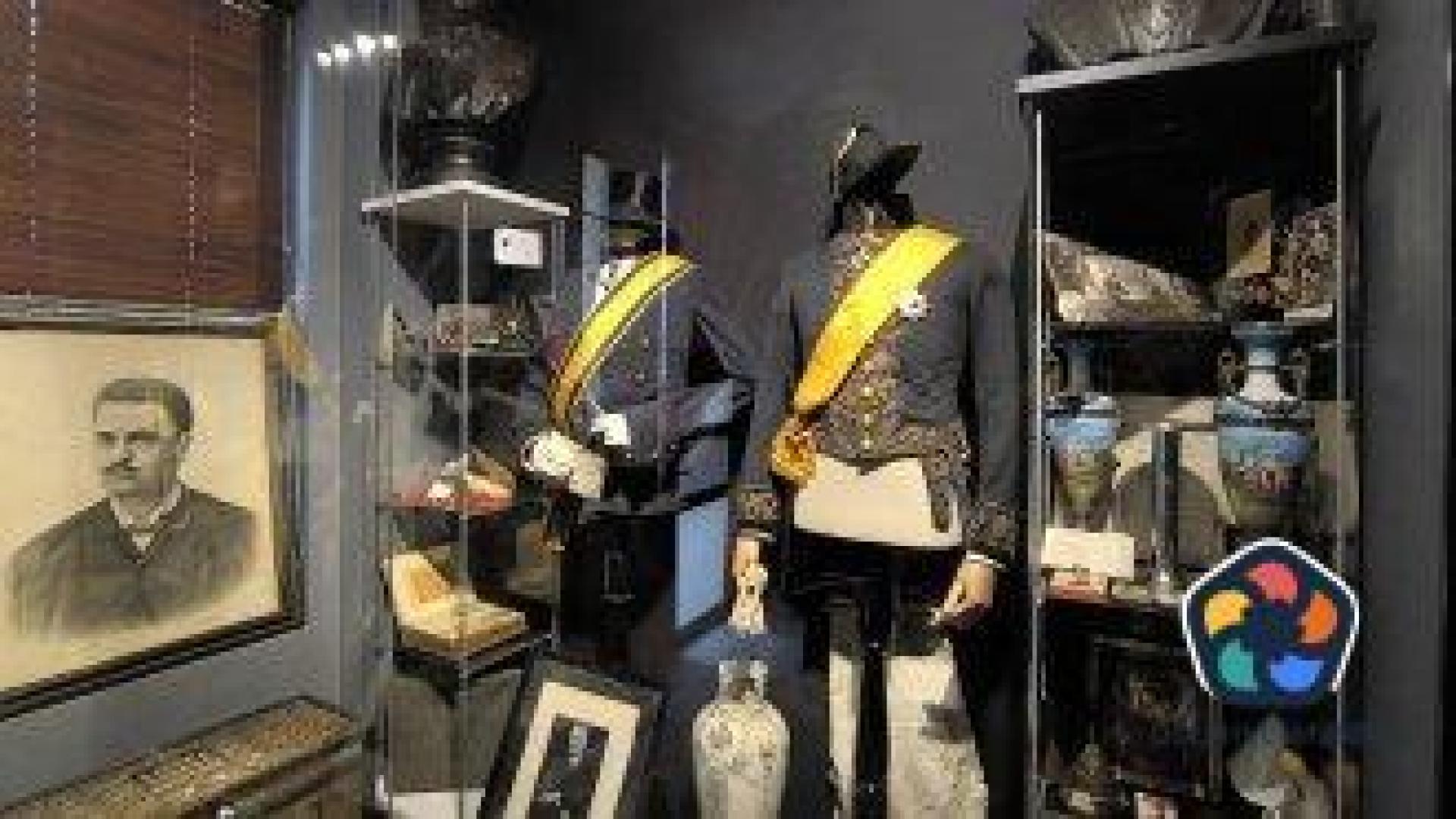 "Софийски щаб" - как един бар се превръща в историческа галерия