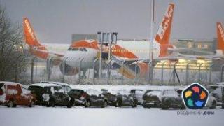 Снегът обърка полети и наземния трафик в Германия и Великобритания