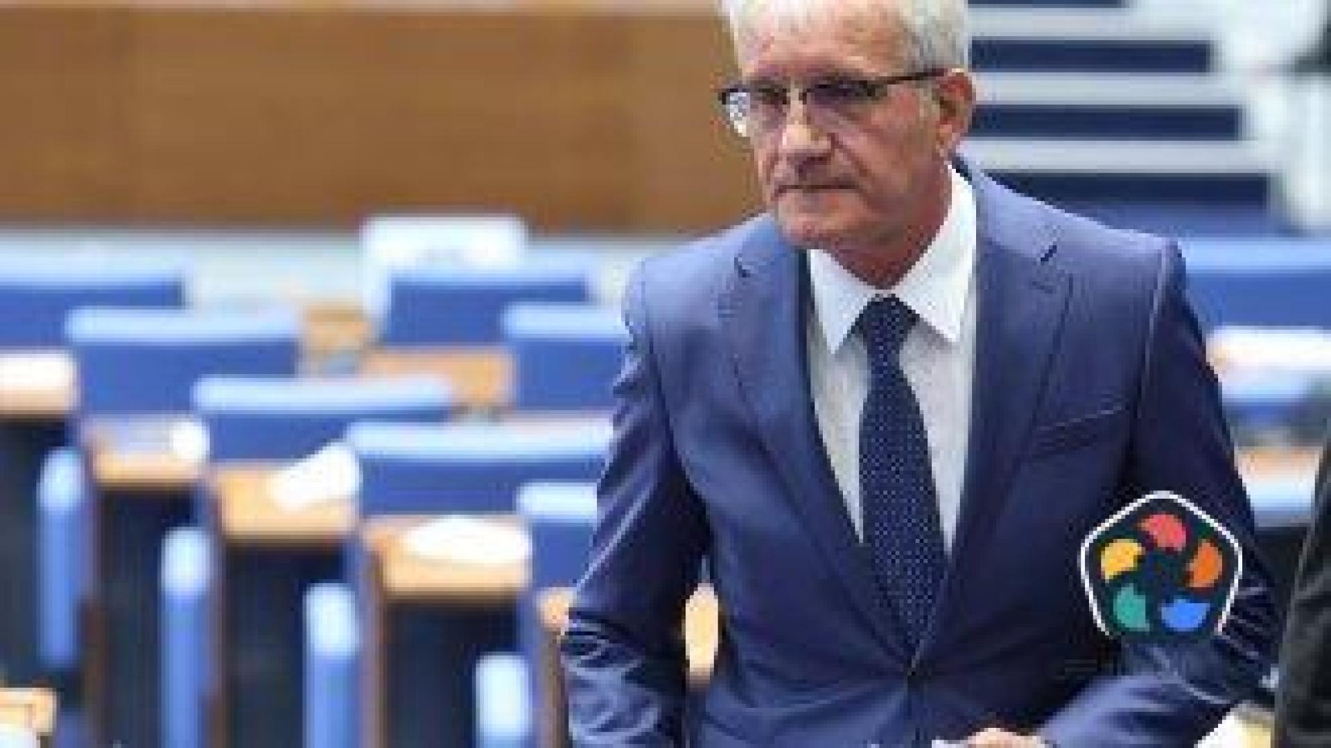 Пеевски иска контрол и над ЕРП-тата, смята Рамадан Аталай