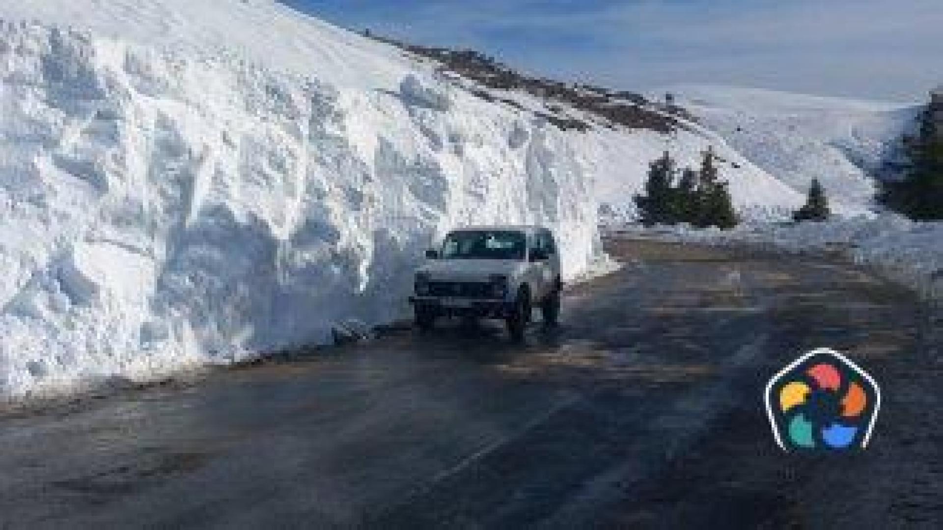 Пуснато е движението през Троянския проход след 2 седмици борба с преспите