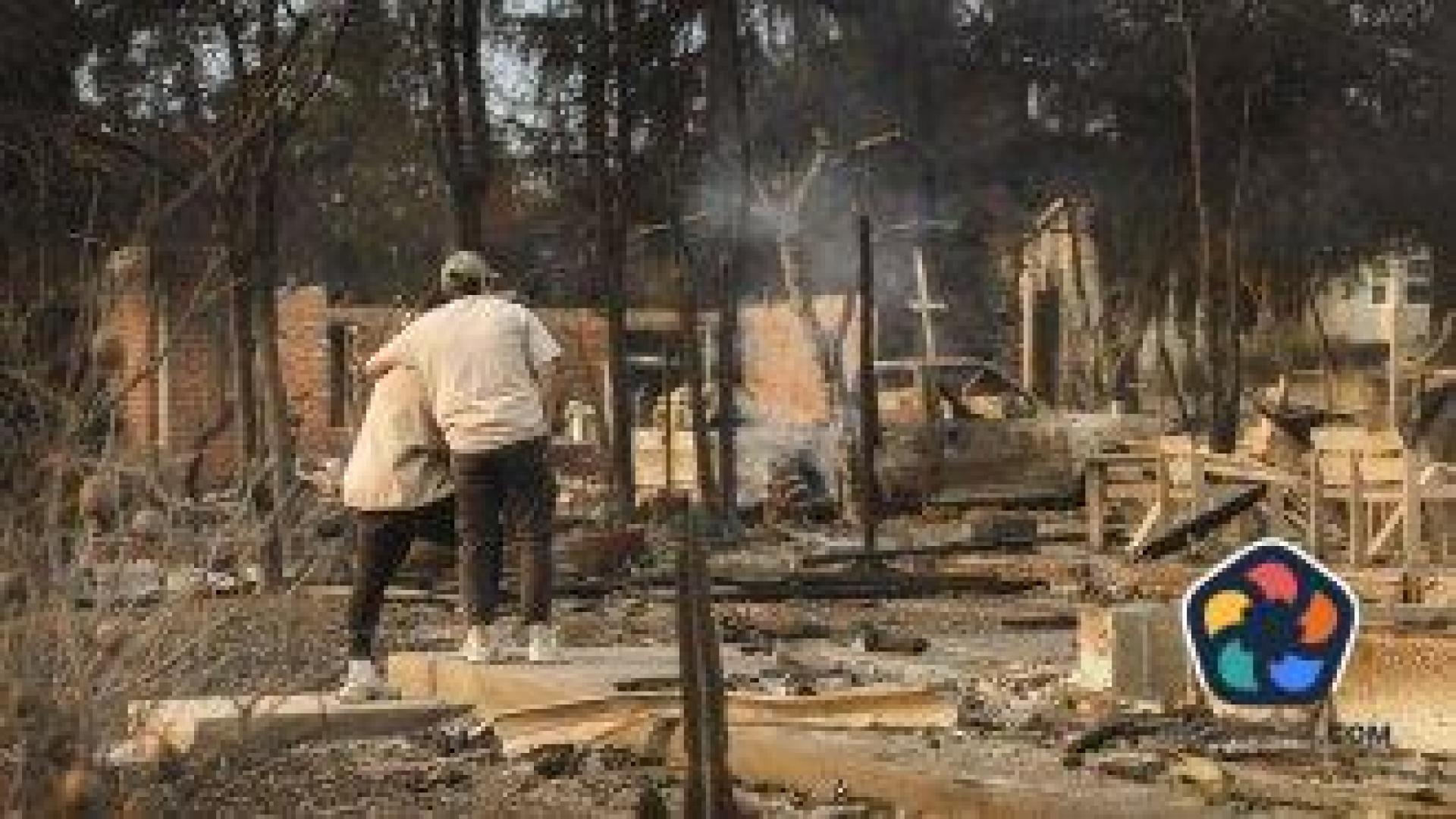 Пожарите в Калифорния: "пълно опустошение", най-малко 10 жертви