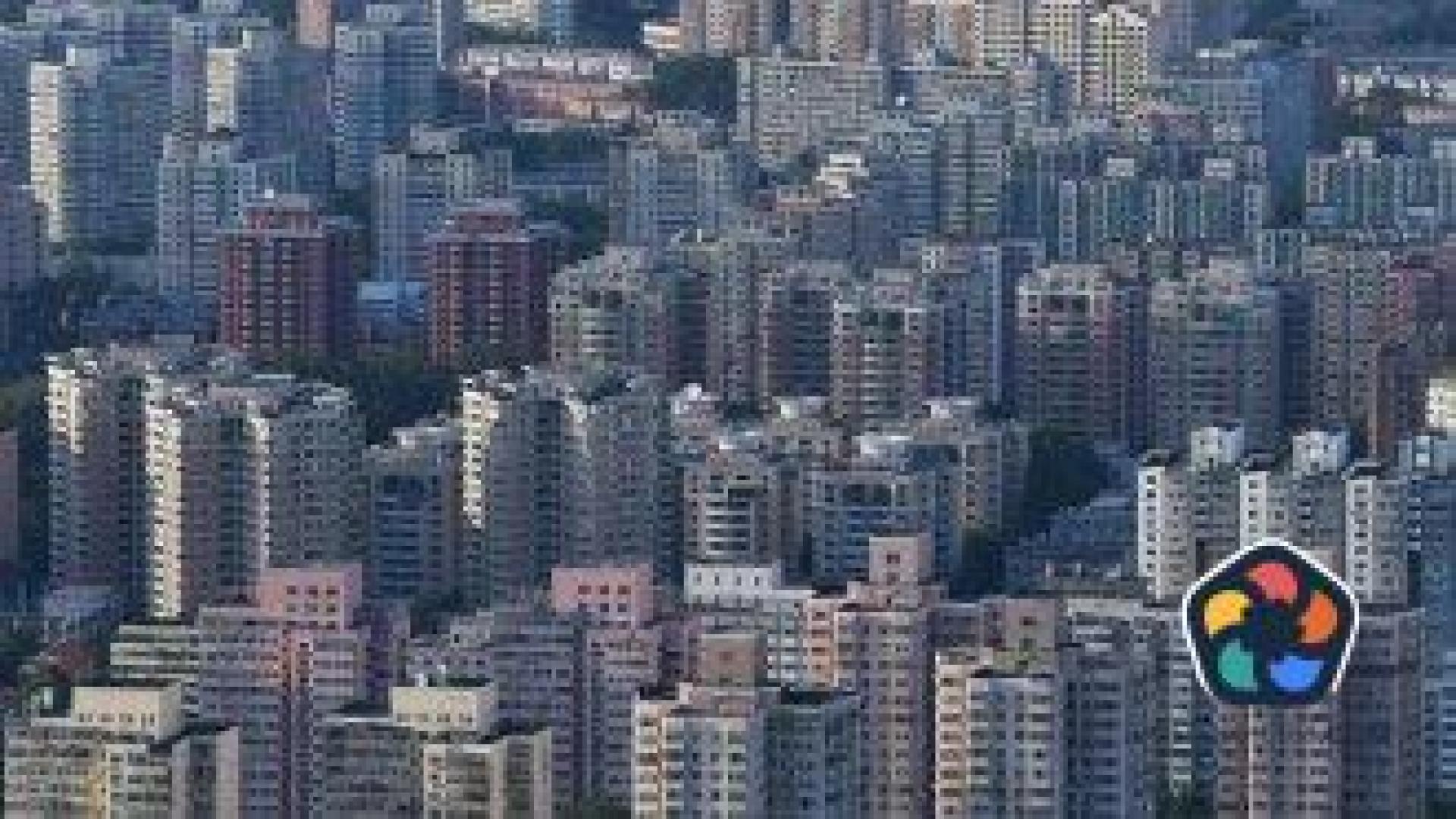 Населението на Китай намалява за трета поредна година, икономиката расте с 5%