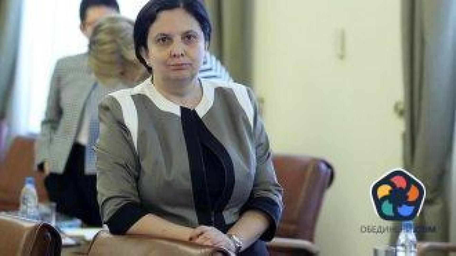 Бившата правосъдна министърка не иска да е заместник на Сарафов