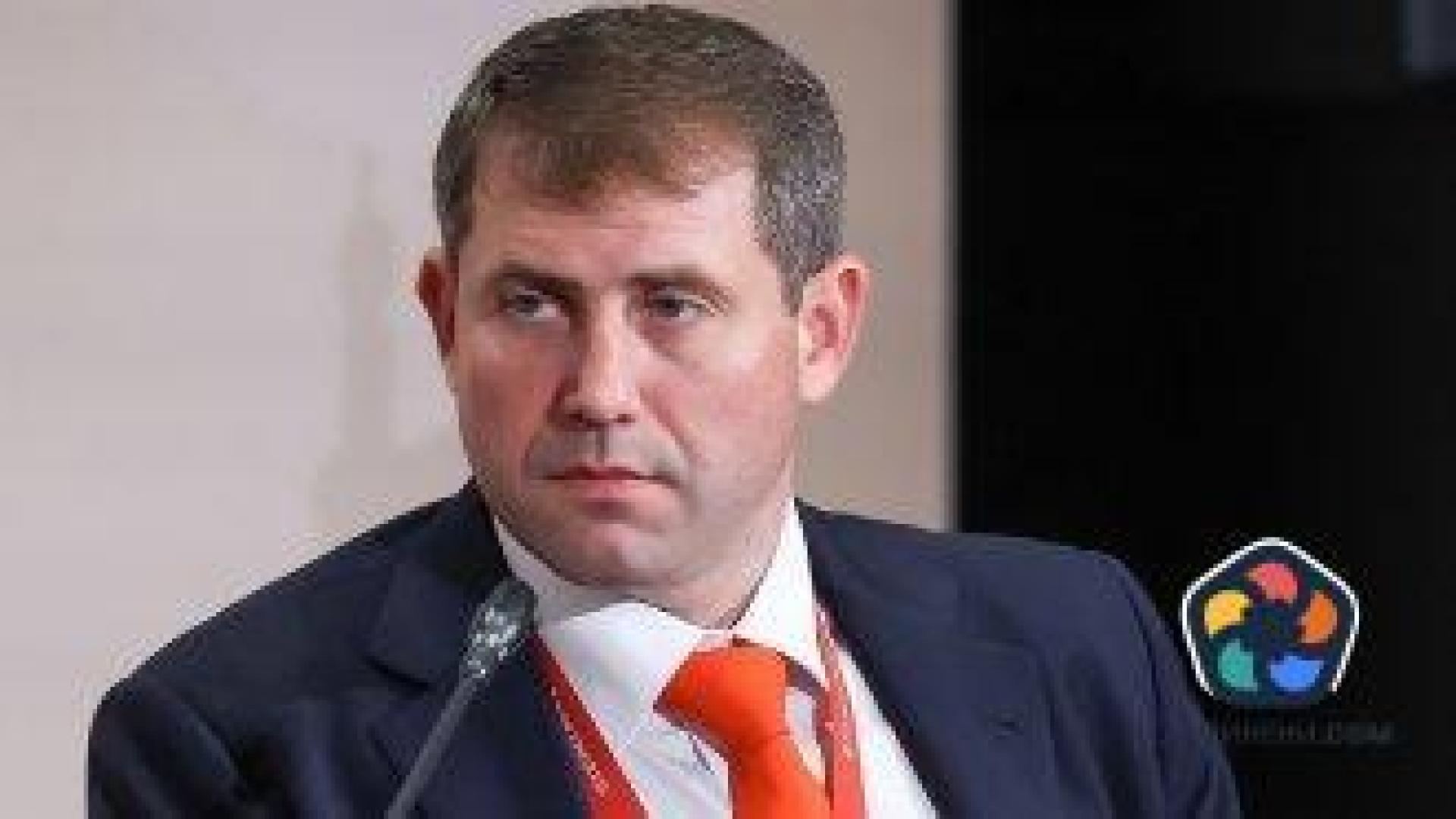 Банкерът, който ограби Молдова, помага на Русия да заобикаля санкциите