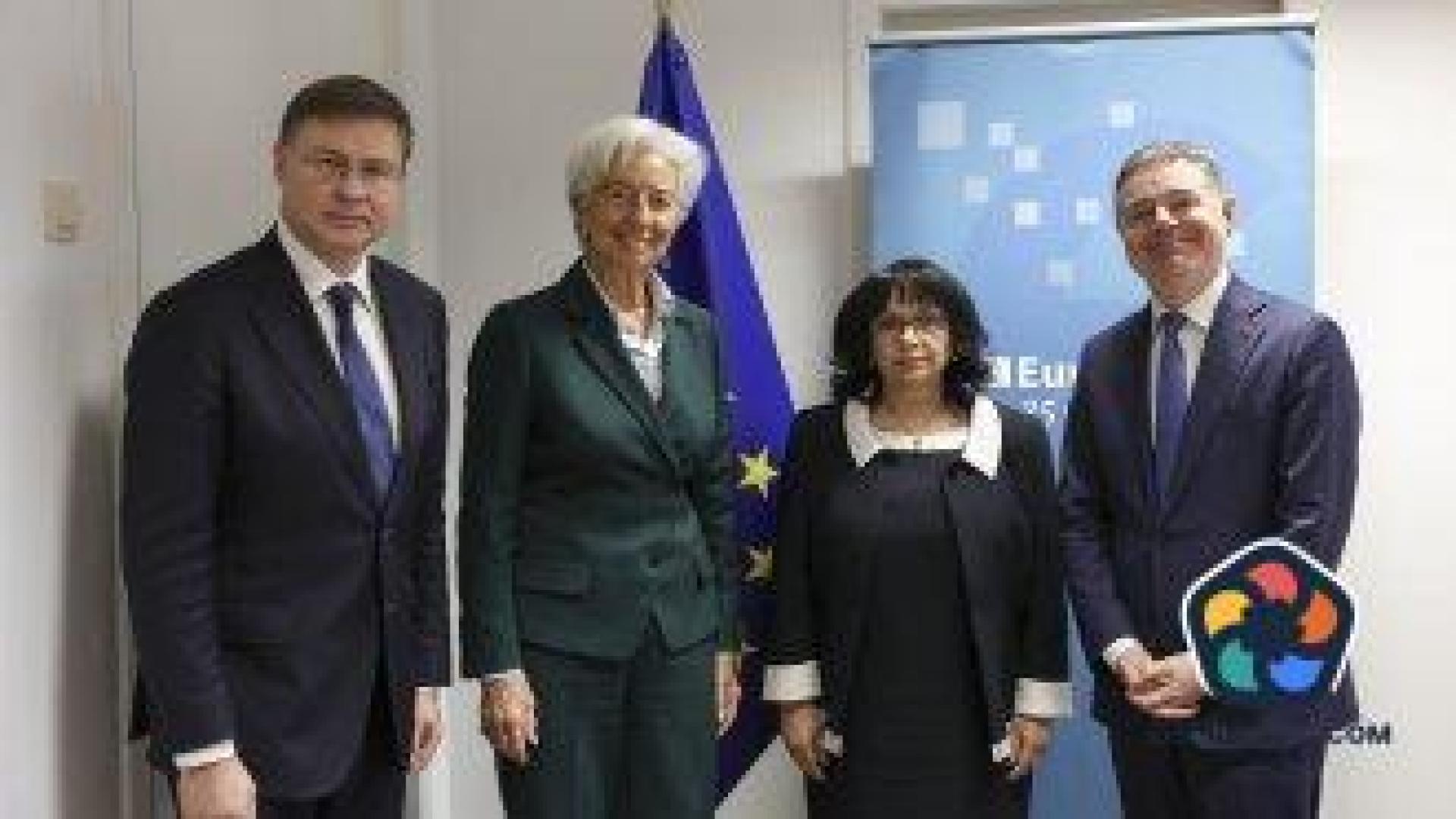 През януари България няма да иска извънредна оценка за еврото