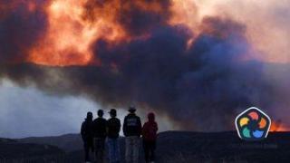 Бурни ветрове раздухаха нови пожари в района на Лос Анджелис