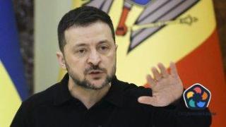 Зеленски: Военната помощ на САЩ за Украйна не е спряна