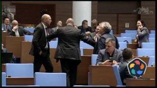 Пак напрежение между "Възраждане" и ПП-ДБ, този път с грозни обиди