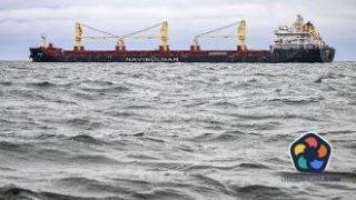 Консулът ни в Стокхолм се е качил на кораба "Вежен"